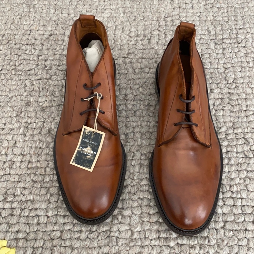Men’s brown leather boots